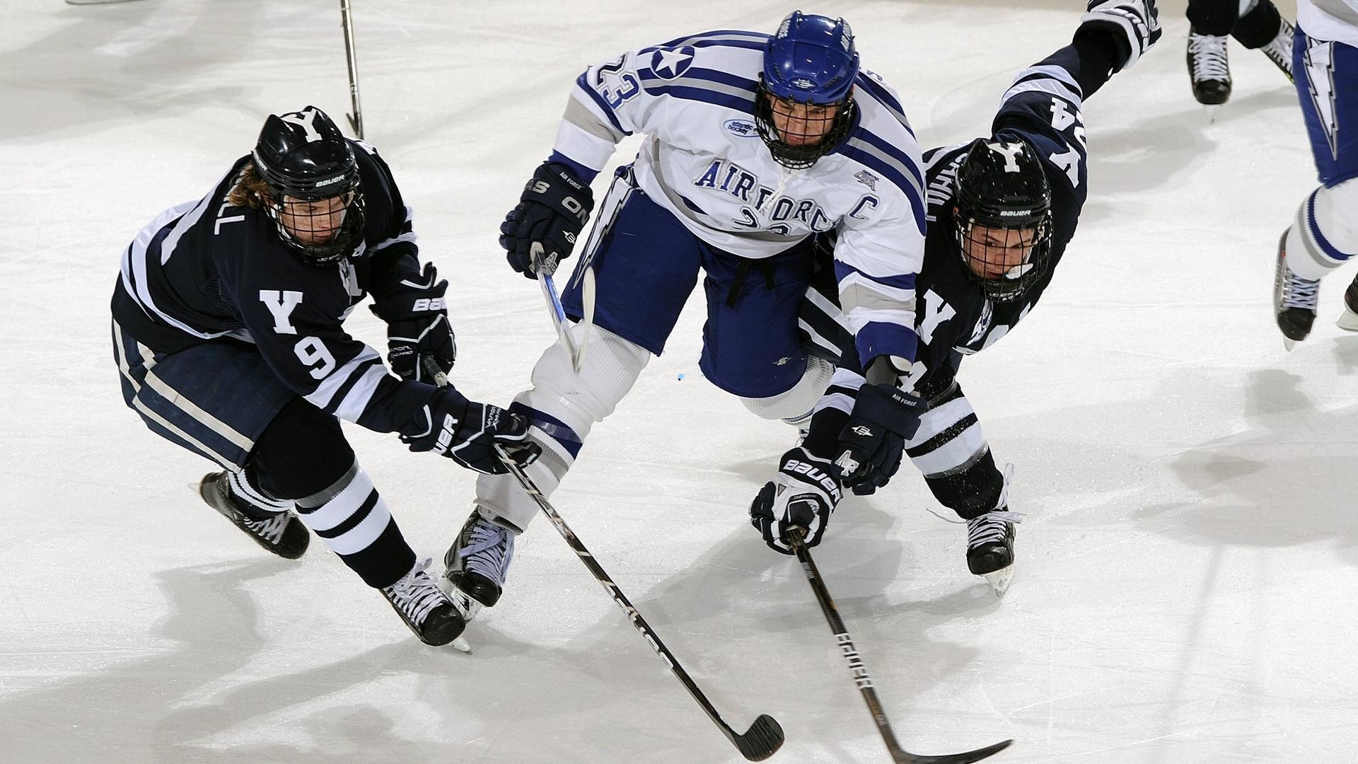 伯纳乌权争风云录,哈维·阿隆索从欧冠巅峰走向孤立之路